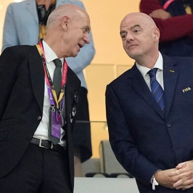 Bernd Neuendorf bleibt bei seinen Rücktrittsforderungen an FIFA-Boss Infantino. (Archivbild)
