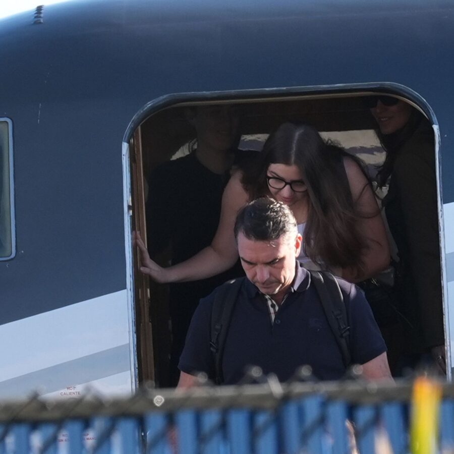 Der Verlierer der brasilianischen Präsidentenwahl, Flávio Bolsonaro, ist in den USA gelandet.