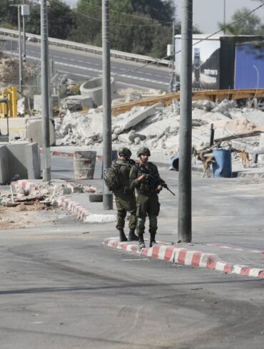 Israels Armee führt im besetzten Westjordanland nach eigenen Angaben Anti-Terroreinsätze durch.
