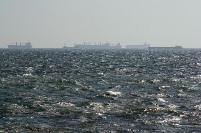 Ein Handelsschiff ist im Schwarzen Meer verunglückt. (Symbolbild)