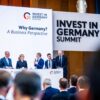 Die Bundesregierung wirbt um Milliarden-Investitionen: Bundeskanzler Friedrich Merz mit Panelteilnehmern beim "Invest in Germany"-Gipfel