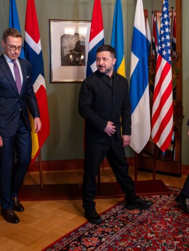 Trafen sich in Oslo (von links): US-Unterhändler Steve Witkoff, Finnlands Präsident Alexander Stubb, der ukrainische Präsident Wolodymyr Selensky und Norwegens Regierungschef Jonas Gahr Støre.
