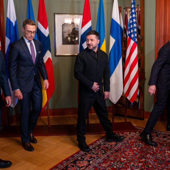 Trafen sich in Oslo (von links): US-Unterhändler Steve Witkoff, Finnlands Präsident Alexander Stubb, der ukrainische Präsident Wolodymyr Selensky und Norwegens Regierungschef Jonas Gahr Støre.