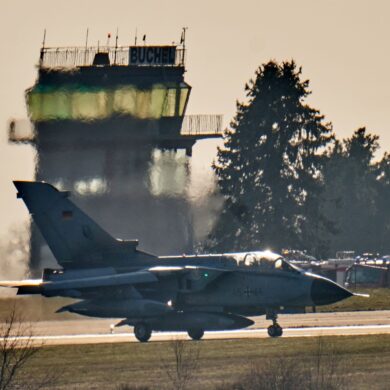 Zeichen des Zusammenhalts: Die Luftwaffe verlegt für die Nato-Übung drei Tornados nach Italien. (Archivbild)