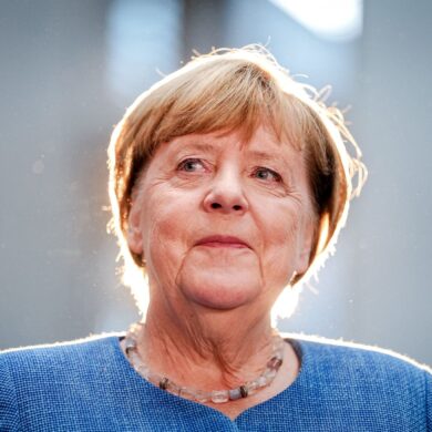 Altkanzlerin Merkel zeigt sich fünf Jahre nach ihrem Abschied aus dem Amt wieder häufig in der Öffentlichkeit. (Archivbild)