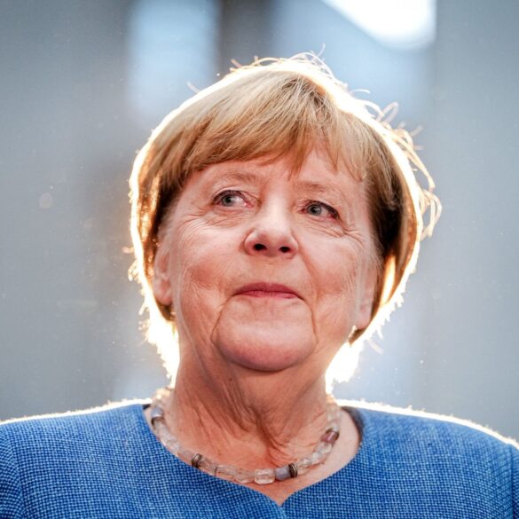 Altkanzlerin Merkel zeigt sich fünf Jahre nach ihrem Abschied aus dem Amt wieder häufig in der Öffentlichkeit. (Archivbild)