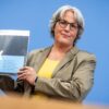 Die Missbrauchsbeauftragte des Bundes, Kerstin Claus, sieht Fortschritte im Kampf gegen sexuelle Gewalt aber noch viele Baustellen zur Verbesserung der Lage. Ihr Bericht ist eine Bestandsaufnahme.