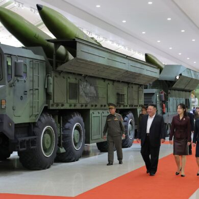 Kim Jong Un eröffnete das Museum mit seiner Frau und seiner Tochter. (Archivbild)