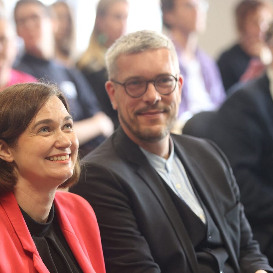 «Nun beginnt die Arbeit», sagte Grünen-Fraktionschefin Müller mit Blick auf die anstehenden Koalitionsverhandlungen.