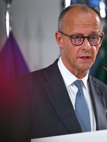 Mert hielt bei der Verleihung des Westfälischen Friedenspreises an die Nato die Laudatio.