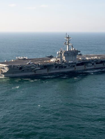 Der US-Flugzeugträger «USS George Washington» befindet sich aktuell im Nahen Osten. (Archivbild)