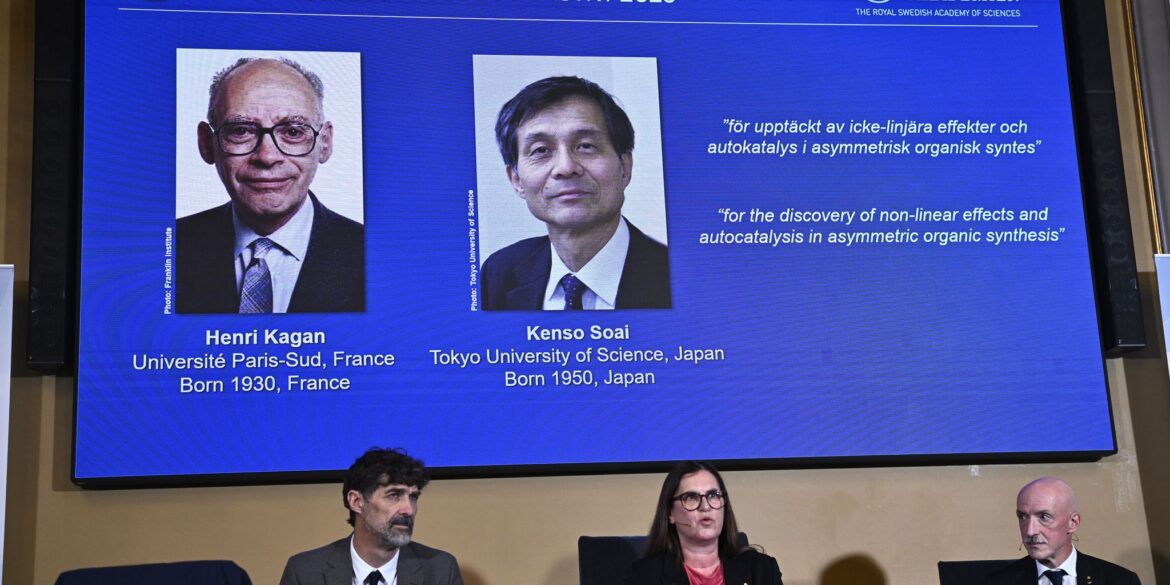 Der Nobelpreis für Chemie geht in diesem Jahr an den Franzosen Henri Kagan und den Japaner Kenso Soai.