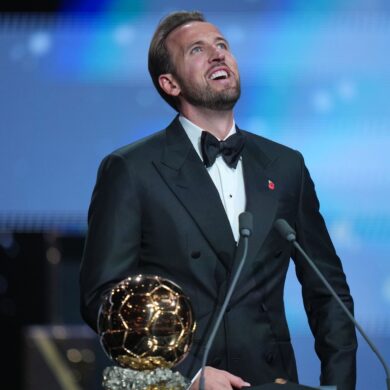 Harry Kane ist mit dem Ballon d'Or ausgezeichnet worden.