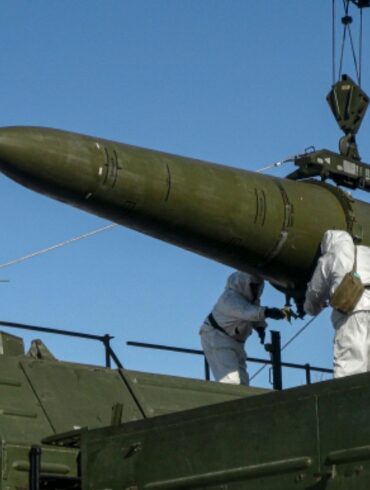 Die neuen Sanktionen richten sich gegen den militärisch-industriellen Komplex in Russland. (Archivbild)