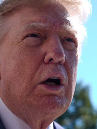 Trump richtet eine Warnung an die Huthi-Miliz.