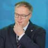Thüringens Ministerpräsident Mario Voigt (CDU) will nicht länger mit juristischen Schritten um seine Doktorarbeit kämpfen. (Archivbild)