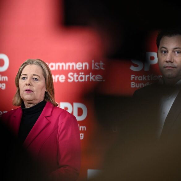 Nach Bas' Rücktritt wird die SPD-Doppelspitze neu gewählt. (Archivbild)