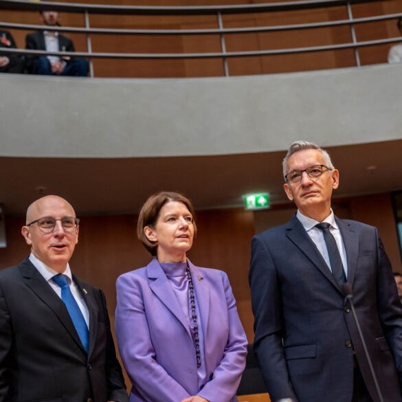 Einmal pro Jahr findet die Befragung der Spitzen der deutschen Nachrichtendienste im Bundestag öffentlich statt.