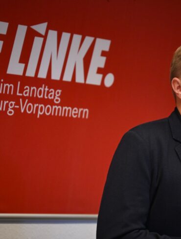 Die Linke stimmt nach einer mehrstündigen Landesvorstandssitzung für Koalitionsverhandlungen mit SPD und Grünen. (Archivbild)