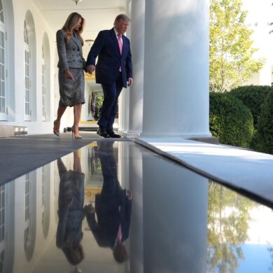 US-Präsident Donald Trump und Melania Trump im Rosengarten des Weißen Hauses