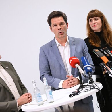Der Sondierungsprozess zwischen den Spitzen von Linke, SPD und Grünen in Berlin ist ins Stocken geraten. (Archivbild)