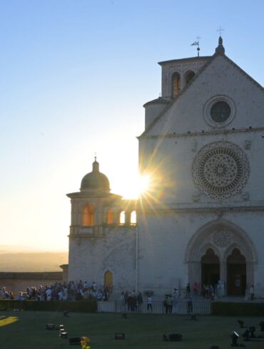 In der Basilika San Francesco ist Franz von Assisi begraben.